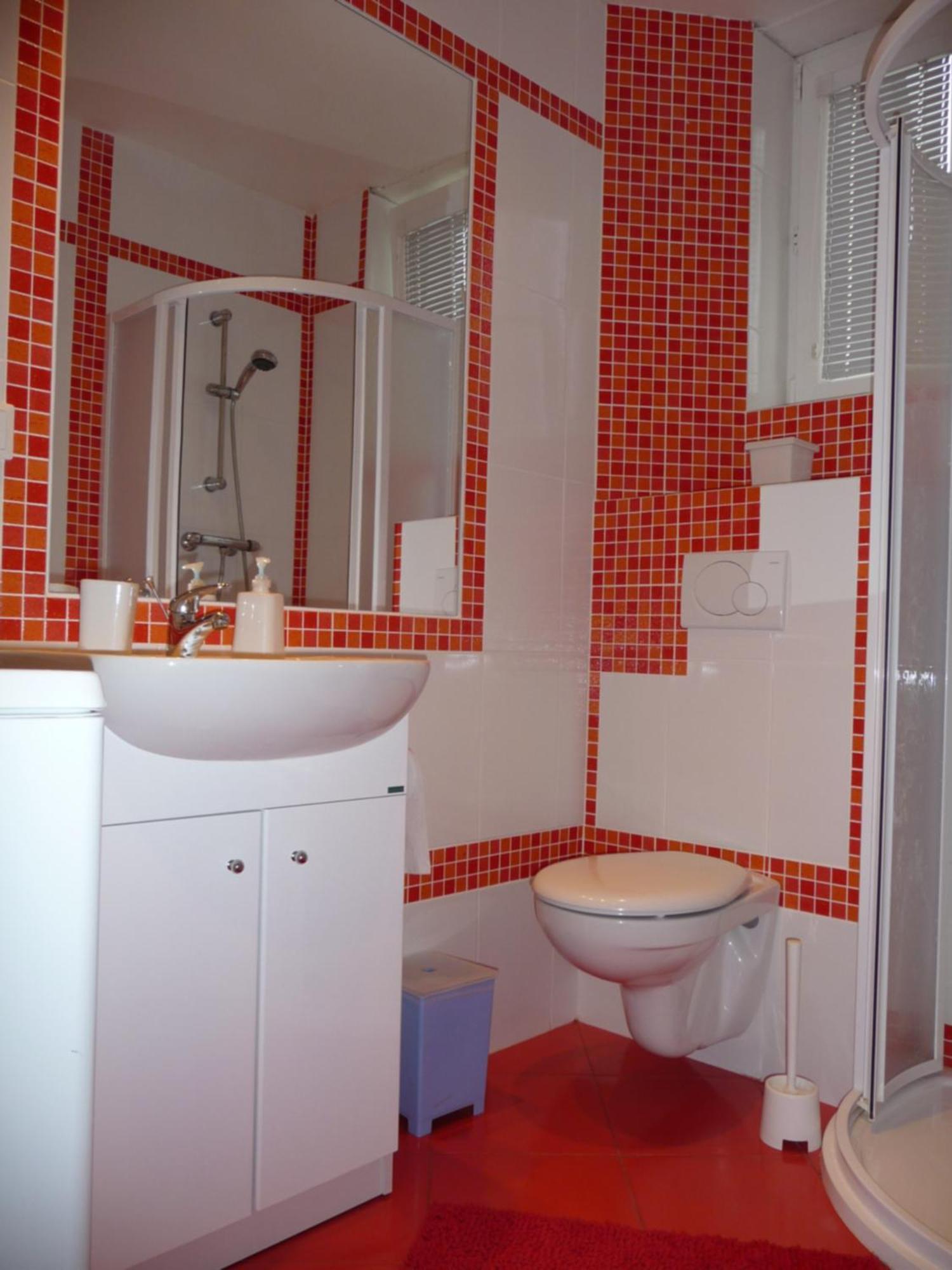 Red Apartment Bratislava Exterior photo